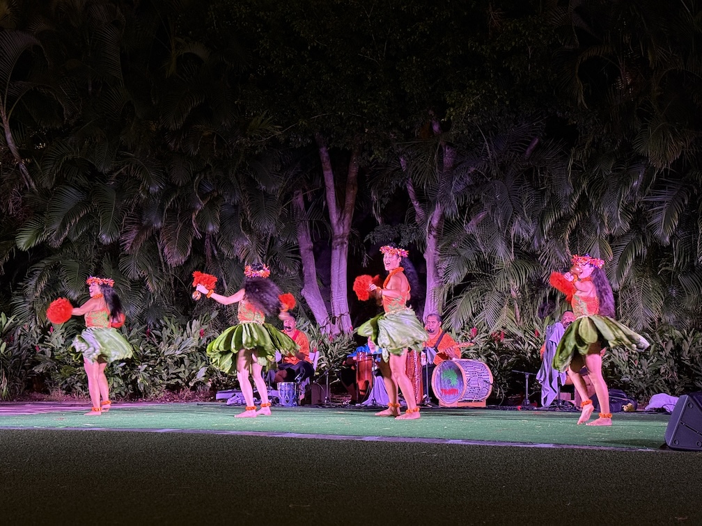 Starlight Luau ショー5